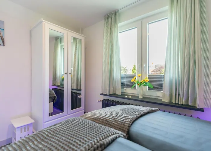 Witte Hus Am Friedrichberg * Husum (Schleswig-Holstein)